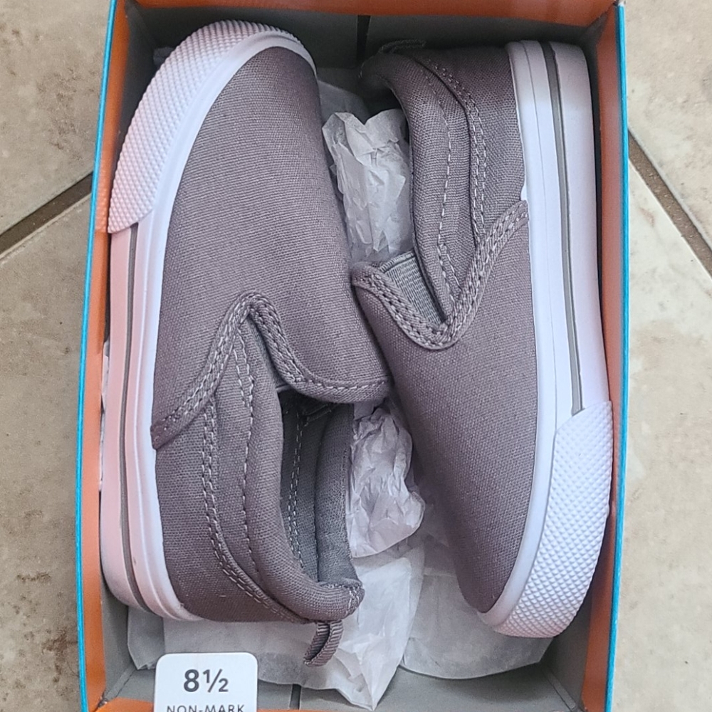 Kids shoes